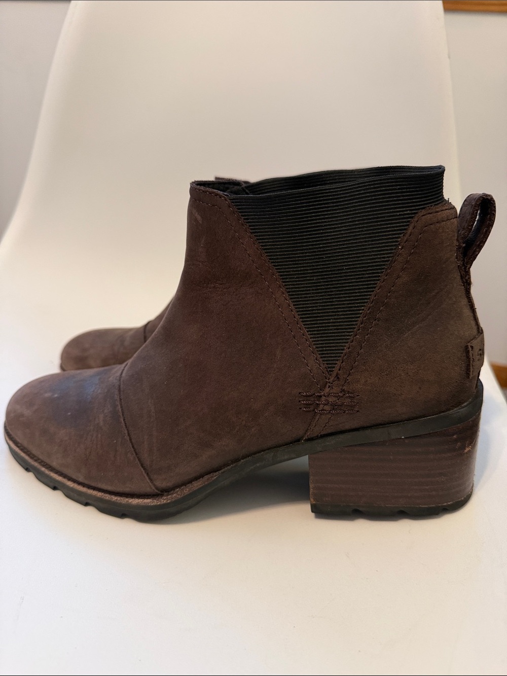 Sorel Women's Brown Chelsea Ankle Boots - Classic Side Elastic